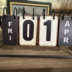 Vintage Style Perpetual Calendar